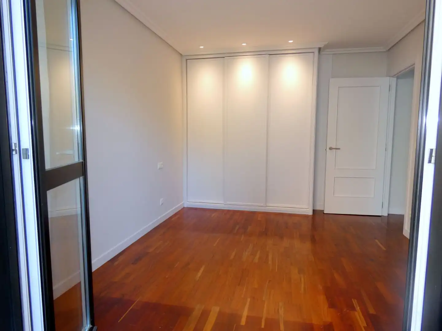 Dormitori de Apartament en venda en Bilbao  amb Calefacció, Parquet i Traster