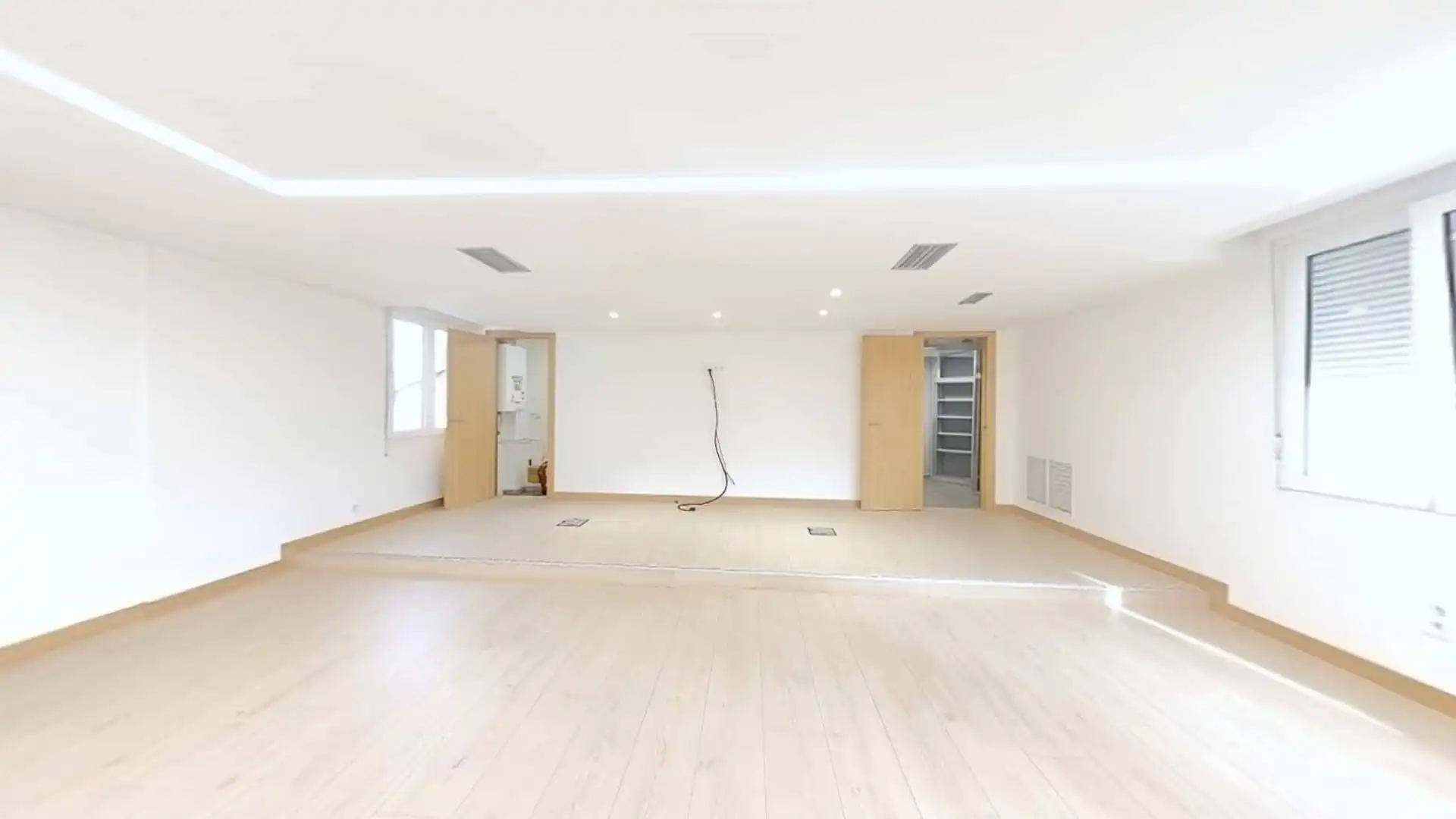 Oficina en venta en Santander con Aire acondicionado, Calefacción y Trastero