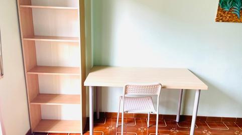 Photo 2 of Flat to share in Calle Jorge de Montemayor, Cruz Roja, Sevilla