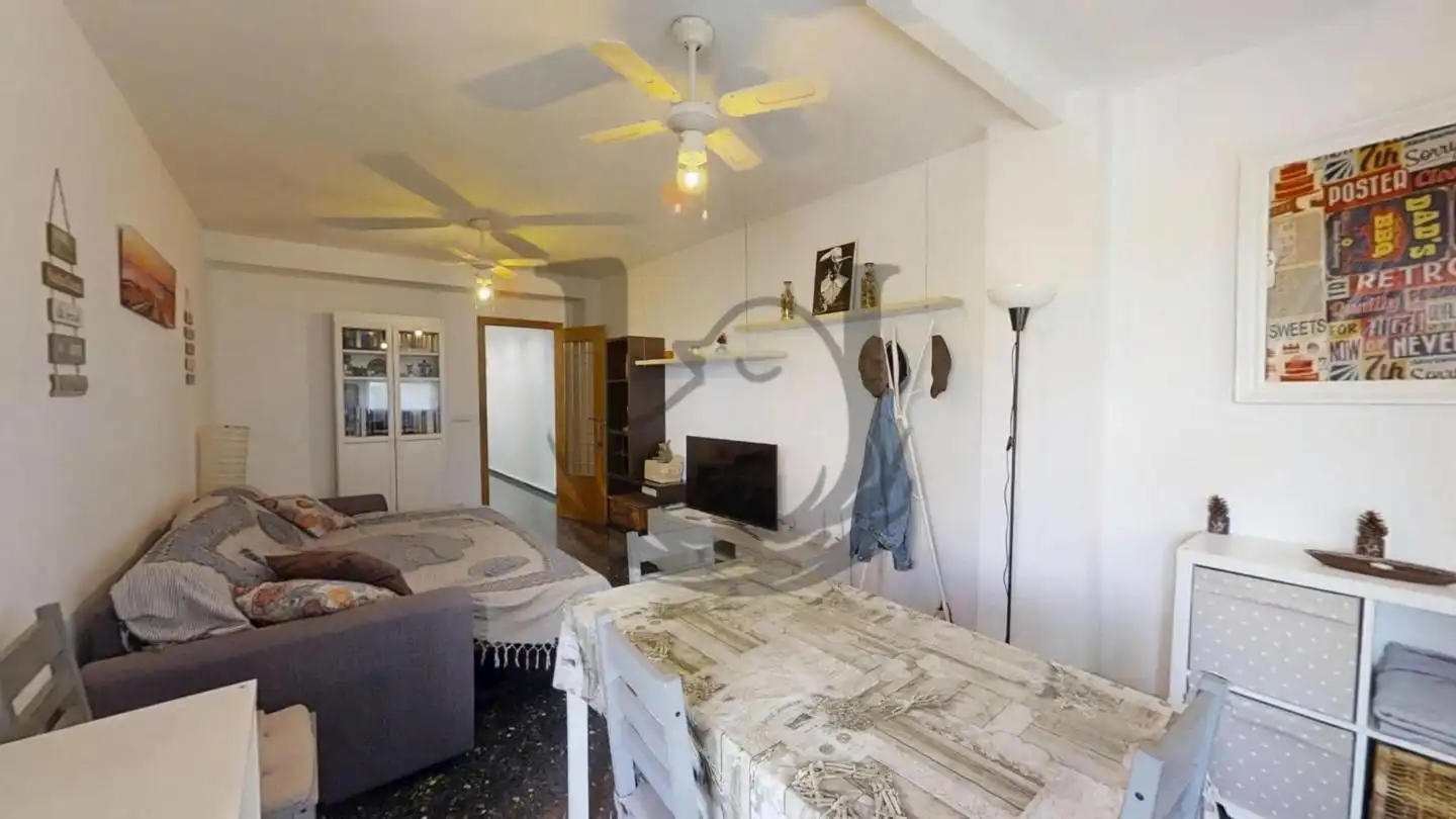Living room of Flat for sale in Silla  with Air Conditioner and Terrace