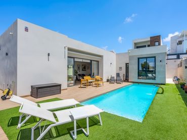 Casa con balcone in vendita a Benijófar