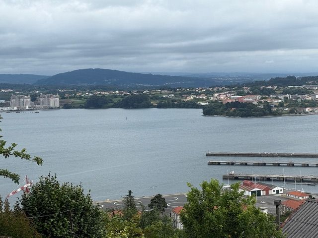 Vista exterior de Casa o xalet en venda en Ferrol amb Terrassa, Traster i Balcó