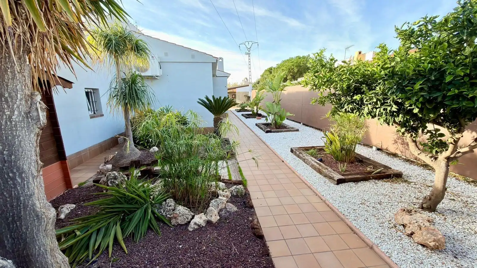 Garden of Houses for sale in El Campello  with Air Conditioner, Terrace and Swimming Pool