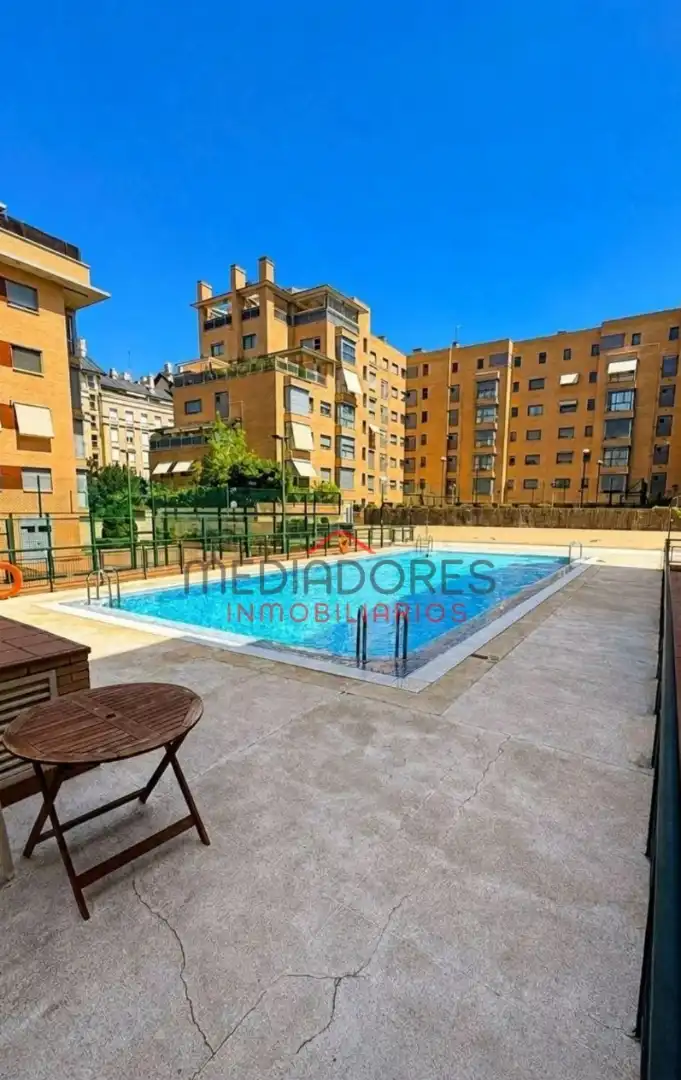 Piso con terraza en venta en Avenida de Francisco Pi y Margall, imagen 32