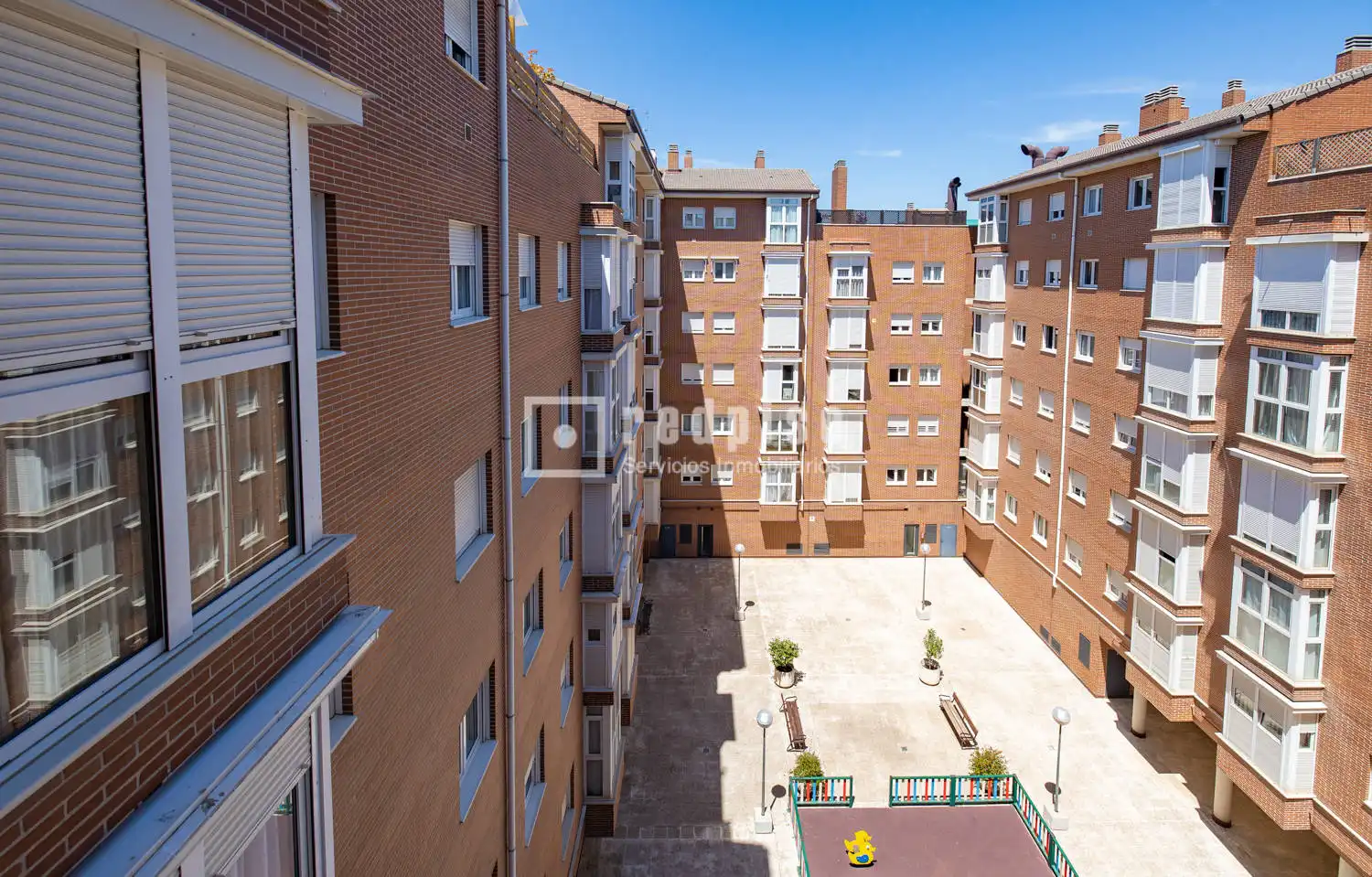 Exterior view of Flat for sale in Madrid  with Air Conditioner, Heating and Private garden