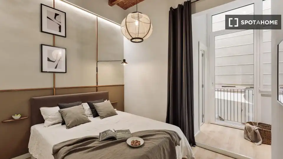 Habitación de Piso de alquiler en Barcelona con Aire acondicionado, Calefacción y Amueblado