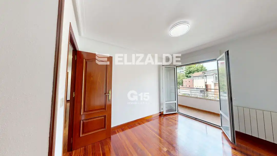 Habitación de Piso en venta en Hernani con Terraza, Trastero y Balcón