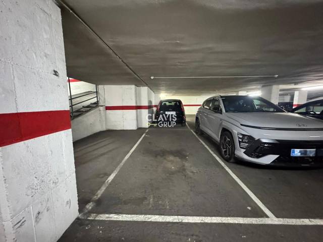 Garaje en Venta en Pablo Iglesias en La Prosperitat