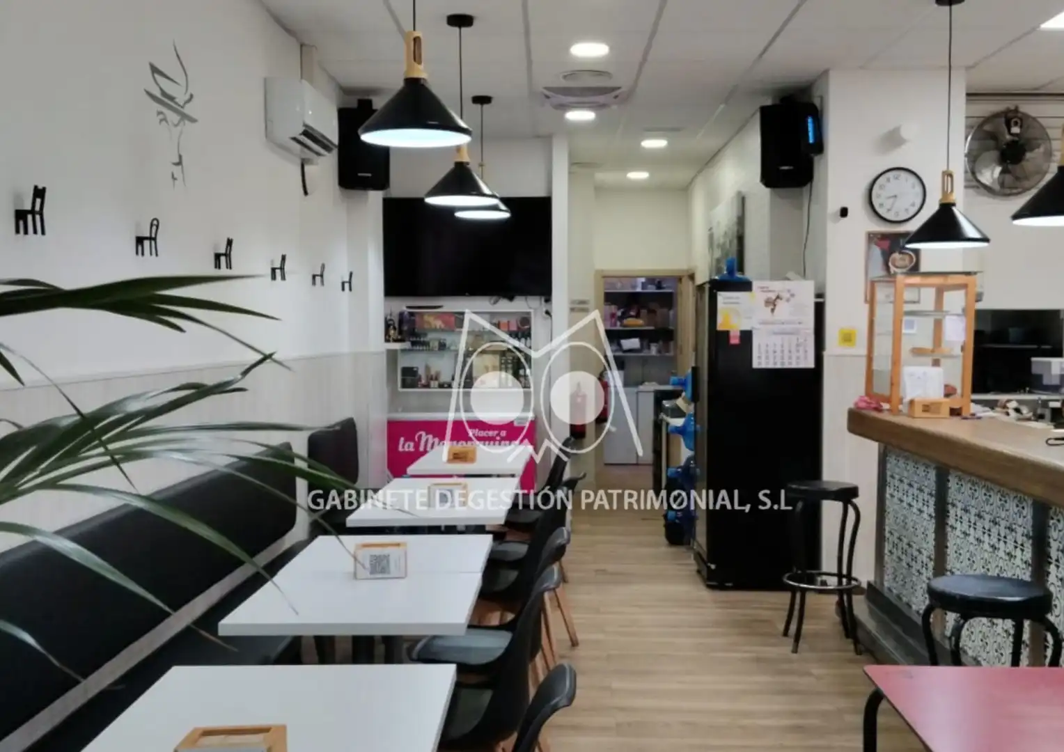 Local comercial en traspaso en Avinguda de Sant Esteve 76, imagen 13