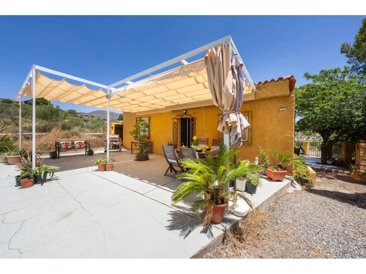 Vista exterior de Finca rústica en venta en Felix con Jardín privado, Terraza y Amueblado