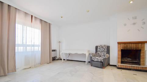 Foto 3 de Casa o chalet en venta en Calle Profesor Tierno Galvan, Santa Fe, Granada