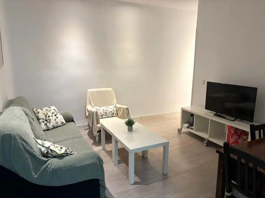 3 hab, 77m² en Gaztambide, Chamberí, Madrid - Image 2