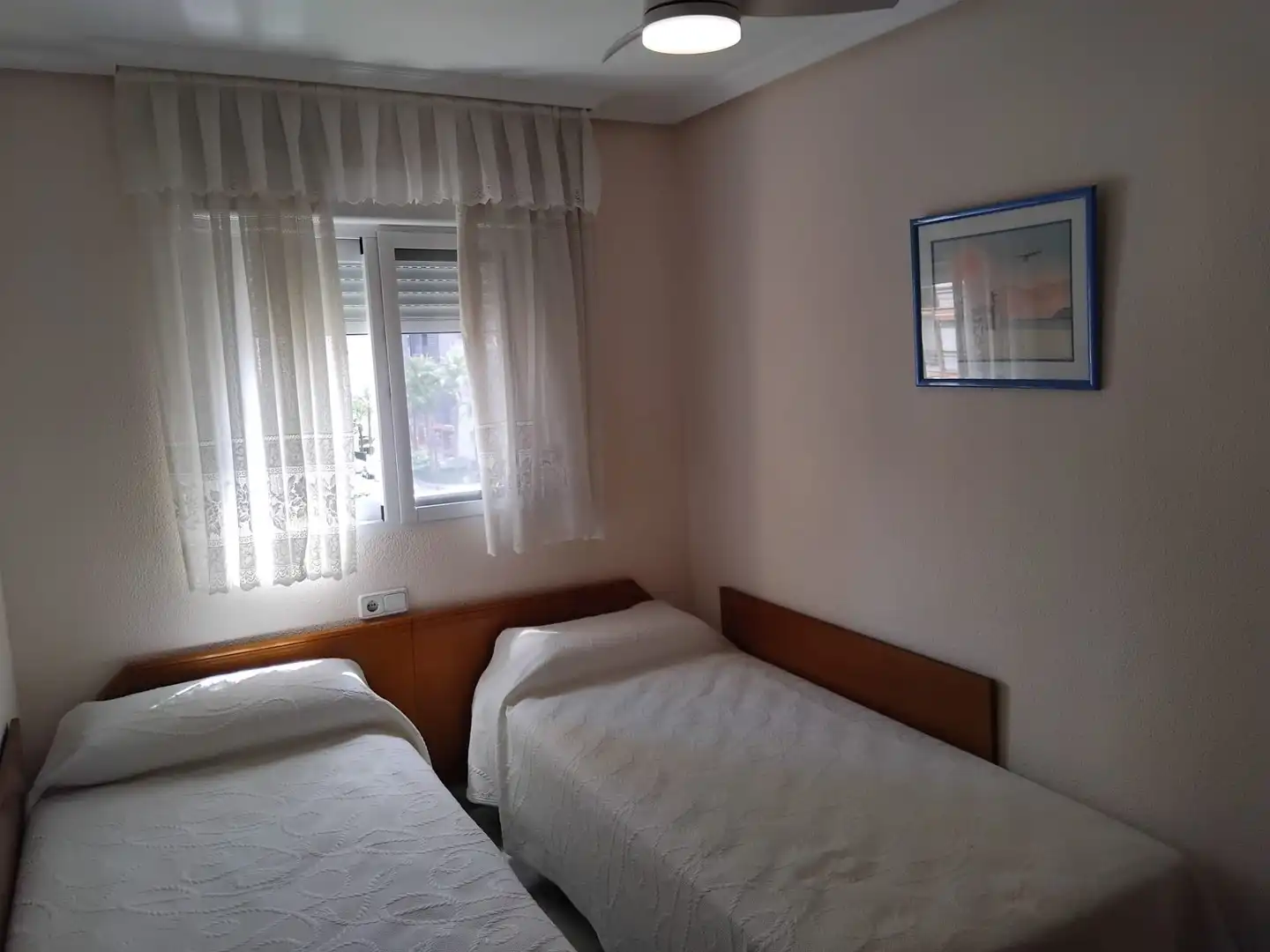 Dormitori de Pis en venda en Benidorm amb Aire condicionat, Terrassa i Moblat