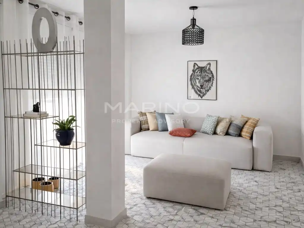 Sala d'estar de Casa adosada en venda en Sitges amb Aire condicionat, Terrassa i Piscina