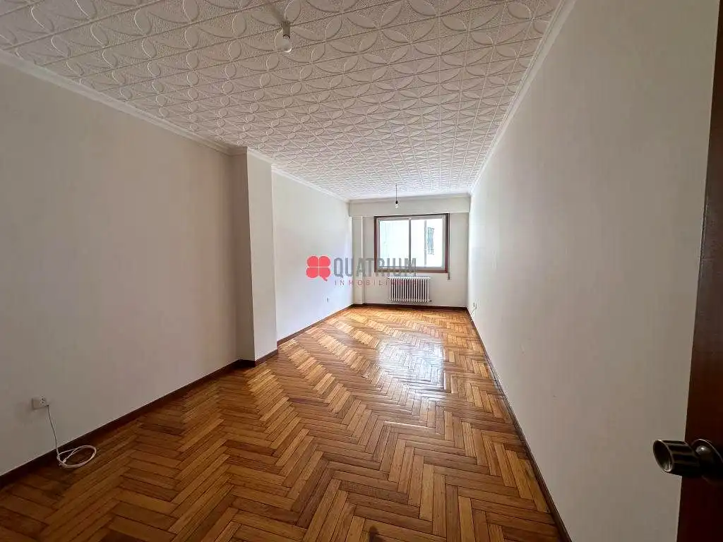 Living room of Flat for sale in Ourense Capital   with Heating, Terrace and Storage room