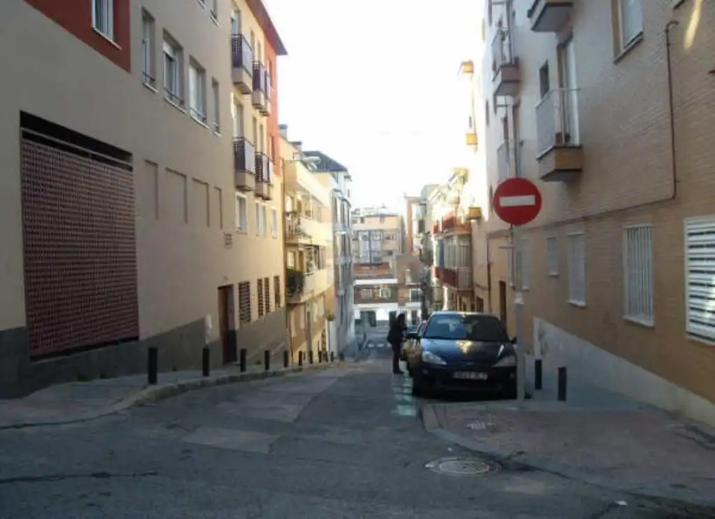 Parking with lift for sale in c/ manchegos, imagen 6
