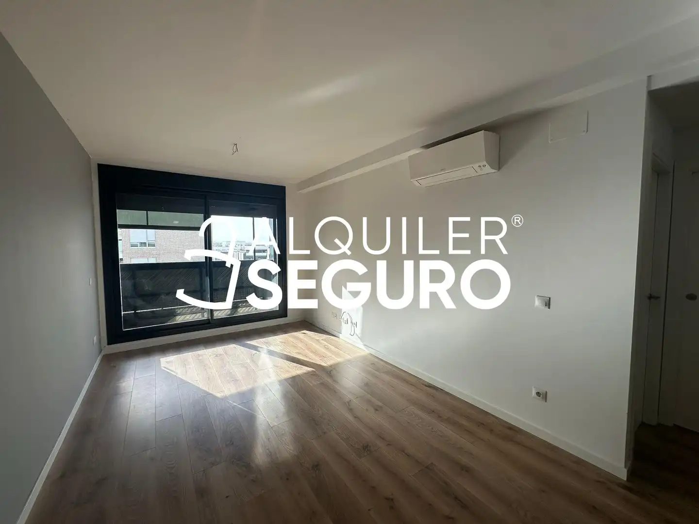 Habitación de Piso de alquiler en Madrid con Aire acondicionado, Calefacción y Terraza