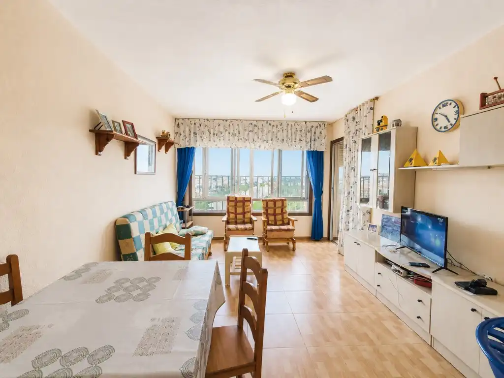 Sala de estar de Ático en venta en Orihuela con Piscina comunitaria