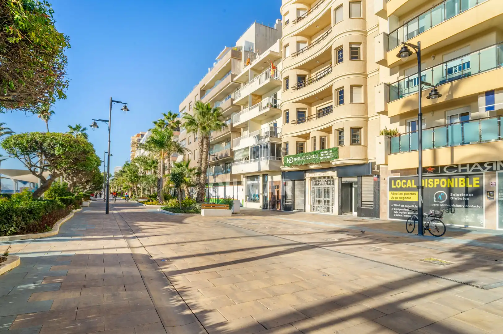 Vista exterior de Apartament en venda en Estepona amb Calefacció i Balcó
