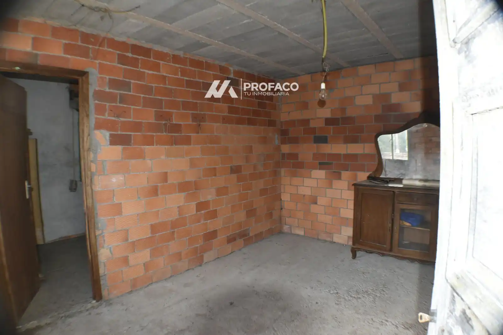 Casa adosada en venda en Punxín