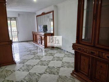 Piso con ascensor en venta en Avenida ROSALEDA