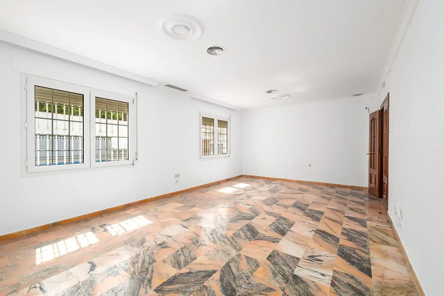 Casa o xalet en venda en Málaga amb Jardí privat, Terrassa i Piscina