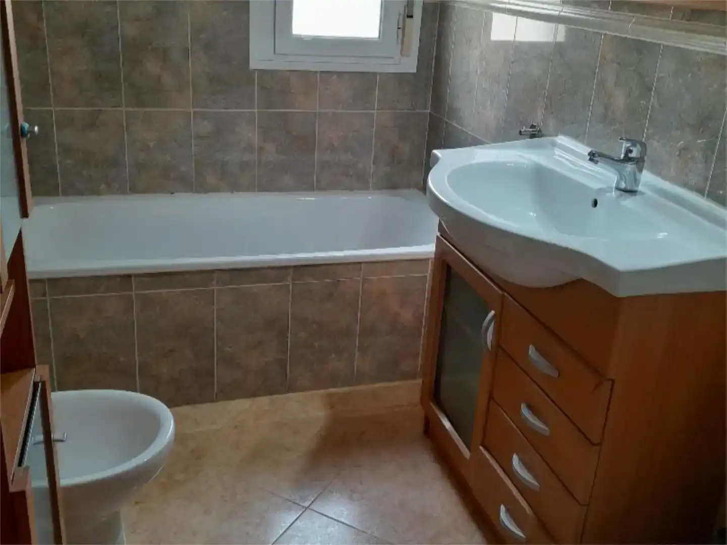 Baño de Piso en venta en María de Huerva con Balcón