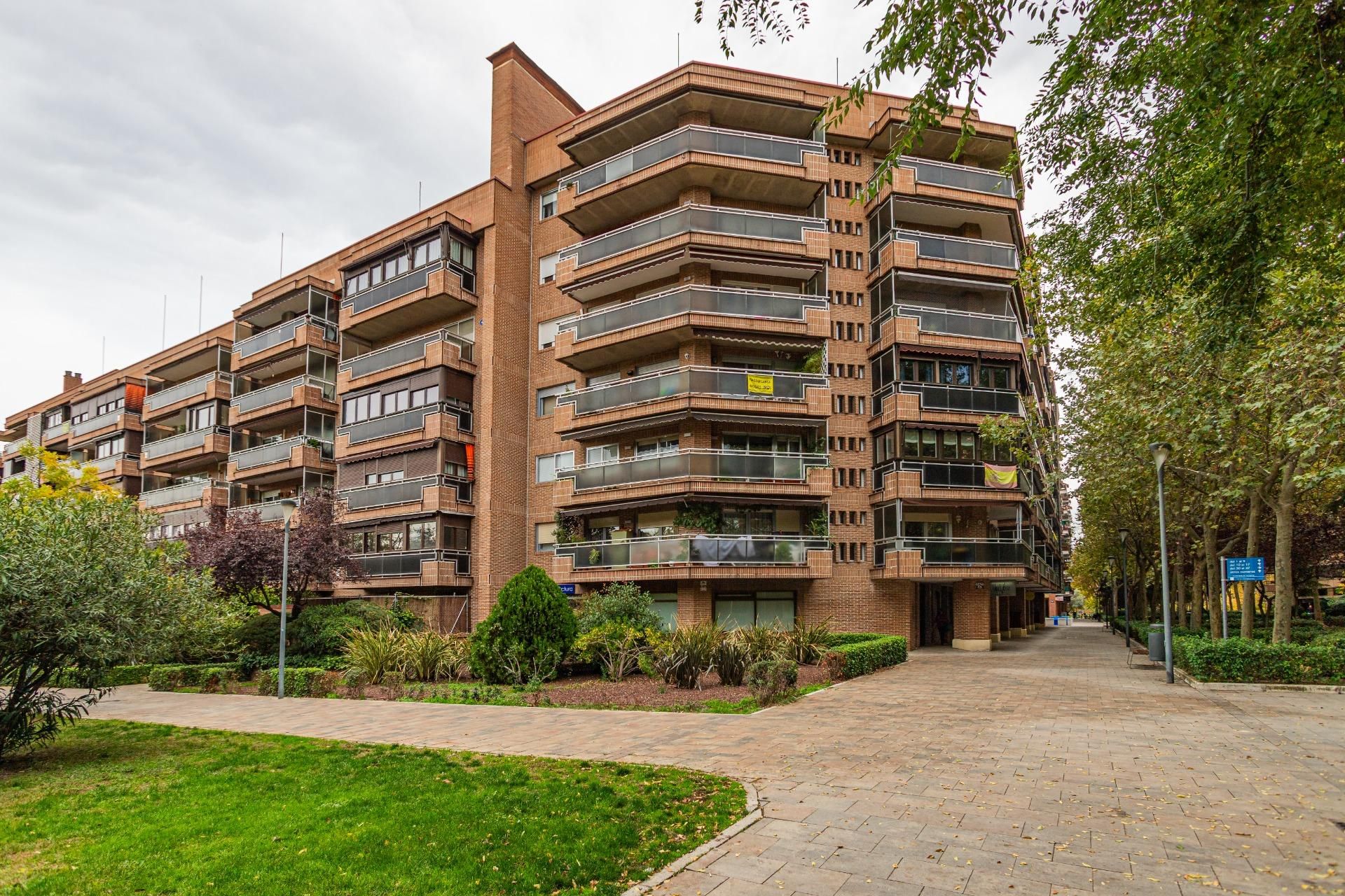 Exterior view of Flat for sale in Tres Cantos  with Air Conditioner, Heating and Parquet flooring