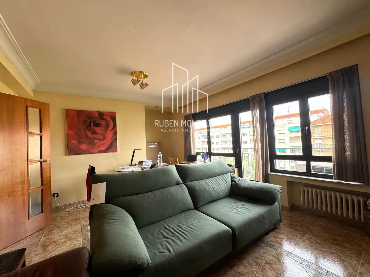Flat for rent in Villamayor, Carmelitas
