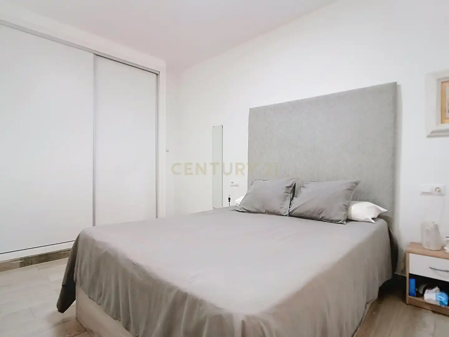 Habitación de Apartamento en venta en Málaga con Aire acondicionado, Horno y Lavadora