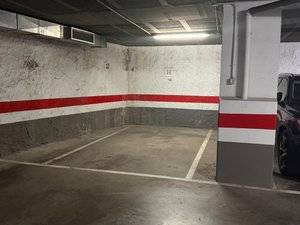 Garaje en Venta en Calle Federico de León, 1 en Ciudad Jardín