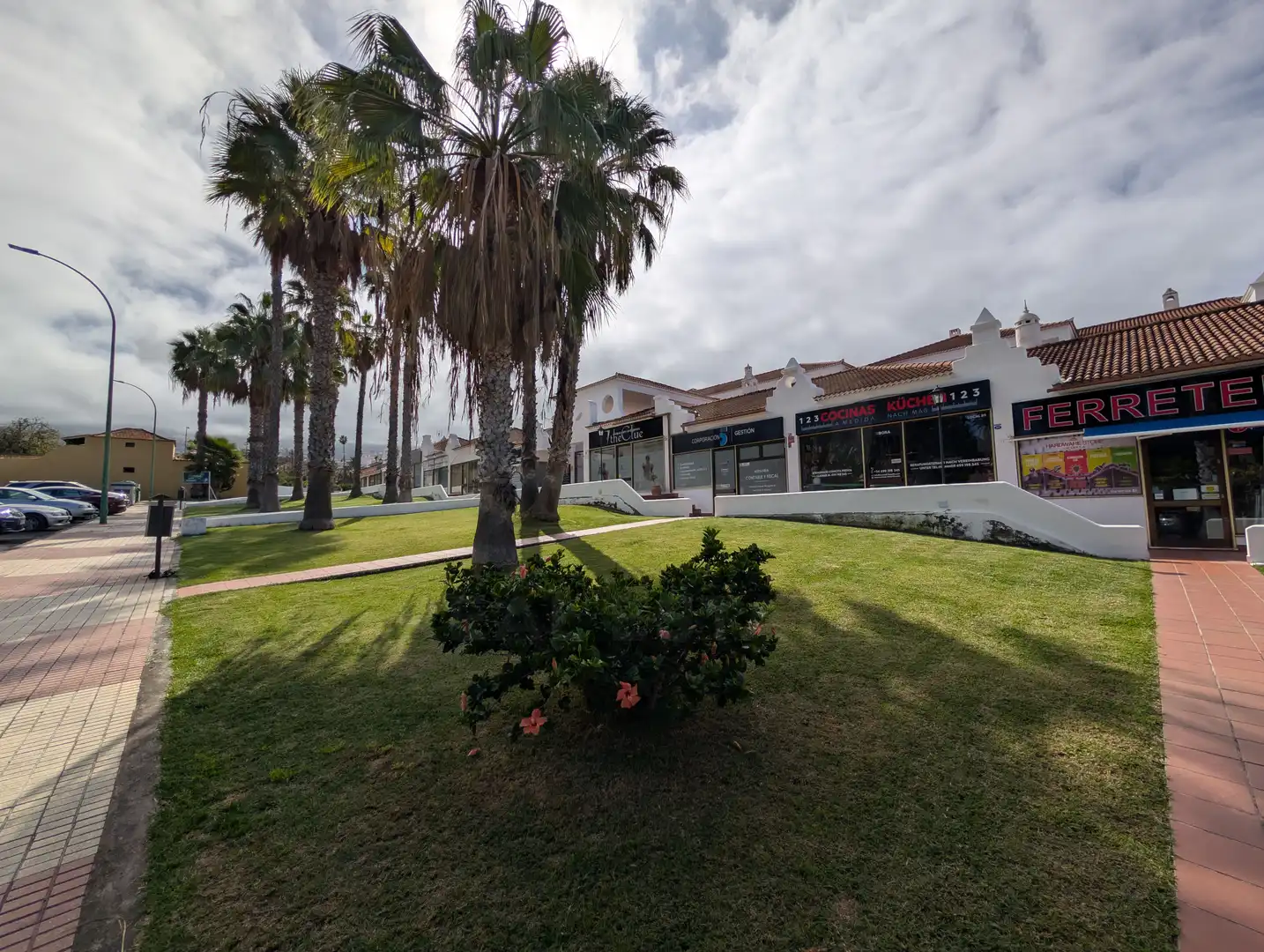 Vista exterior de Local en venda en Puerto de la Cruz