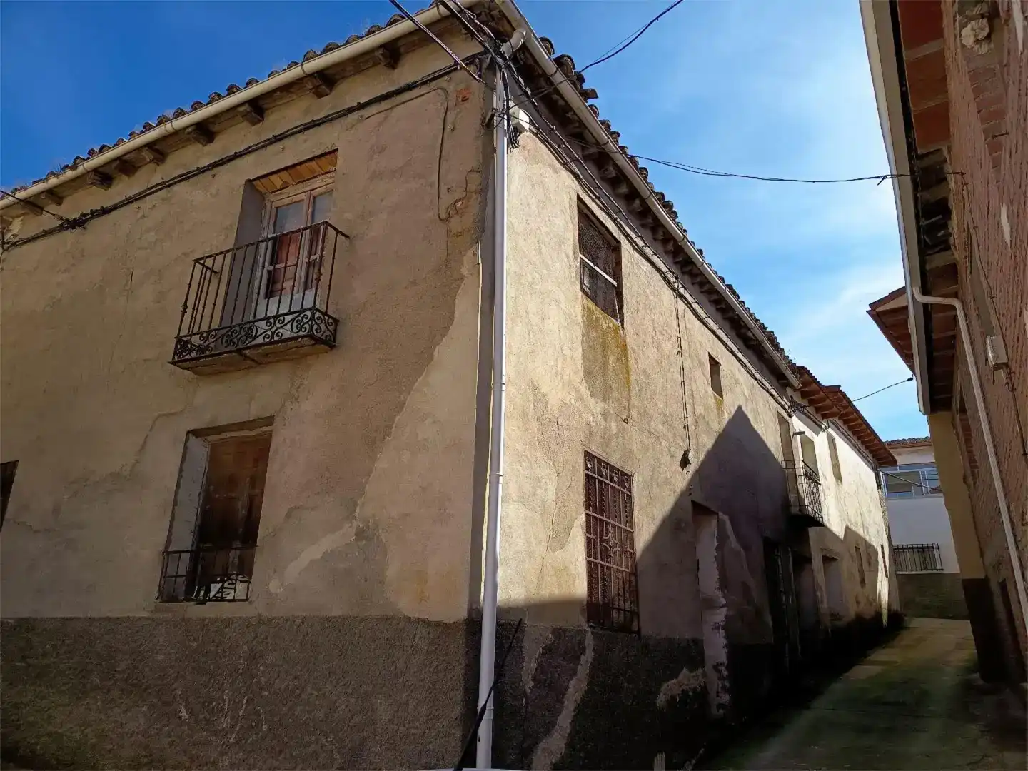 Vista exterior de Casa adosada en venda en Arbancón