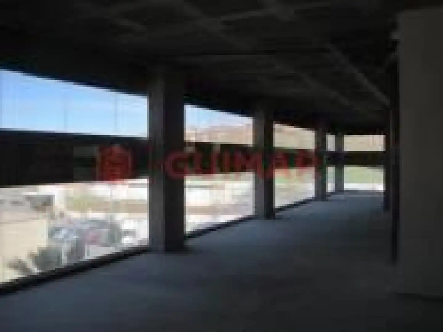 Local comercial en venda a Sant Joan Despí - Calle EXTREMADURA, imagen 2