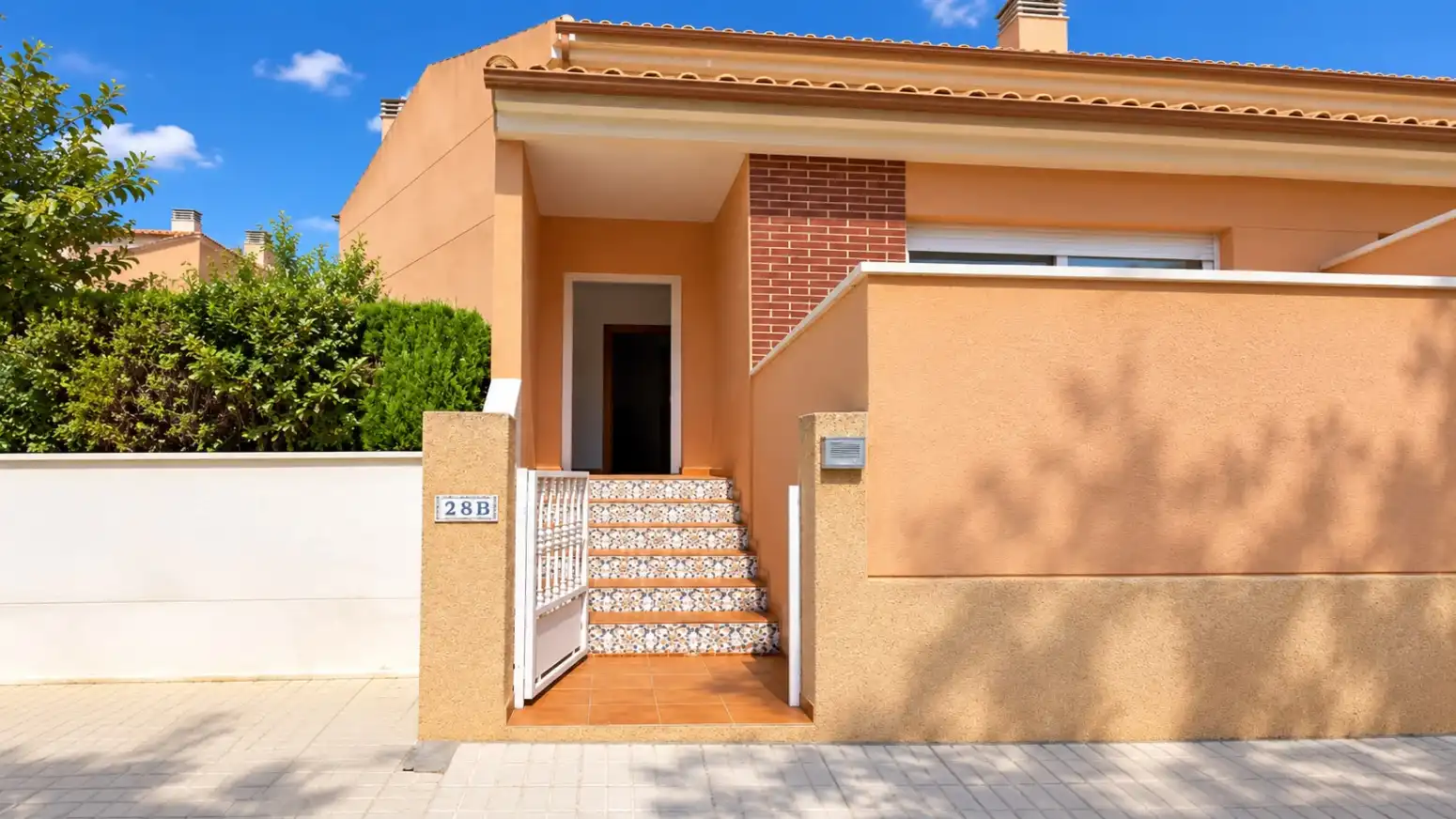 Vista exterior de Casa o xalet en venda en Cartagena ciudad