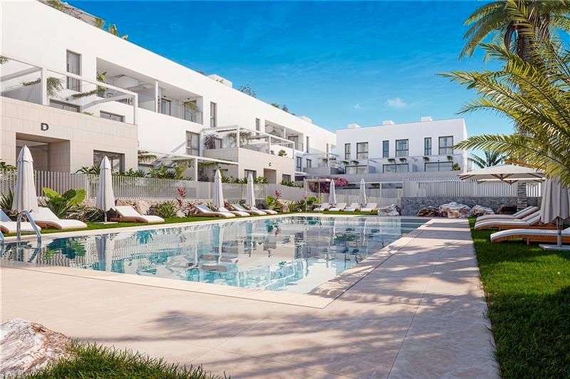 Vista exterior de Planta baixa en venda en Eivissa amb Aire condicionat, Terrassa i Piscina comunitària