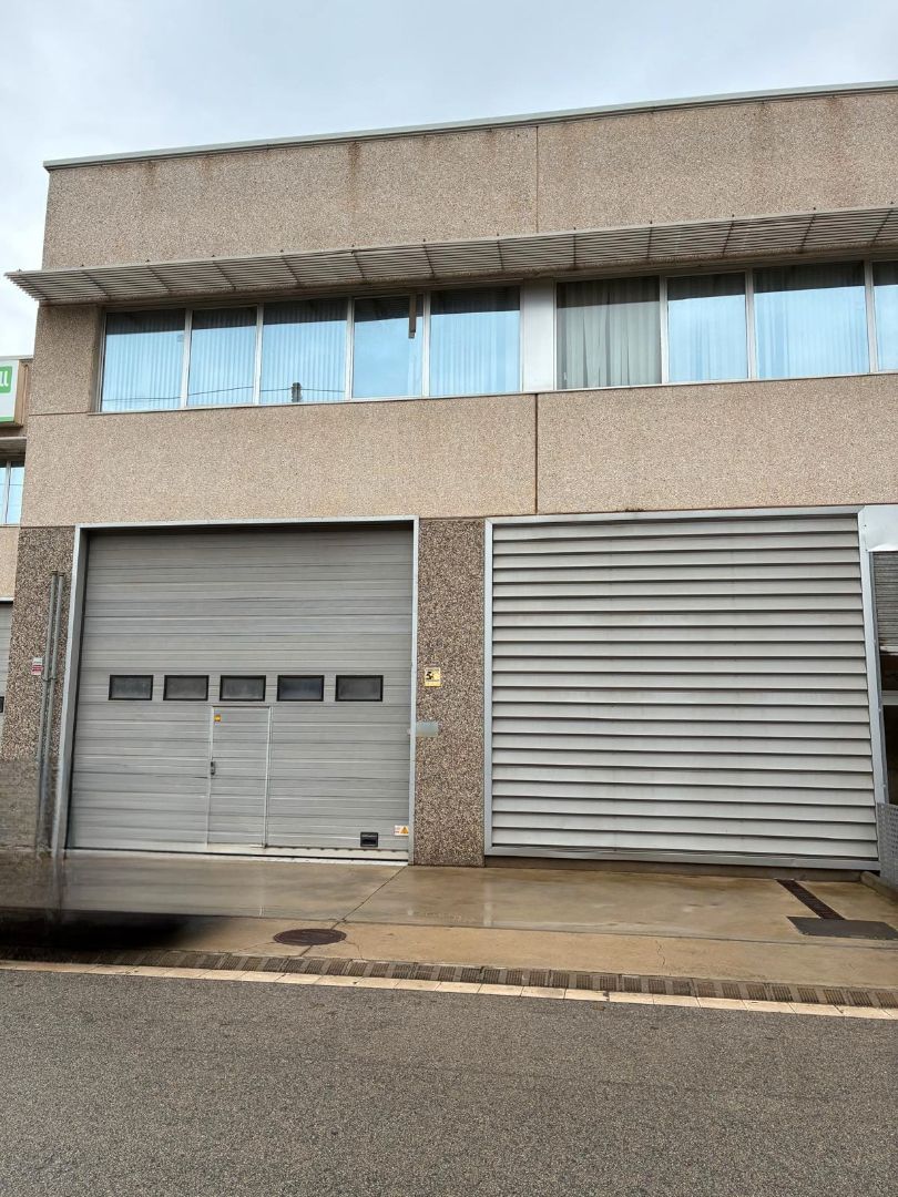Exterior view of Industrial buildings to rent in Molins de Rei