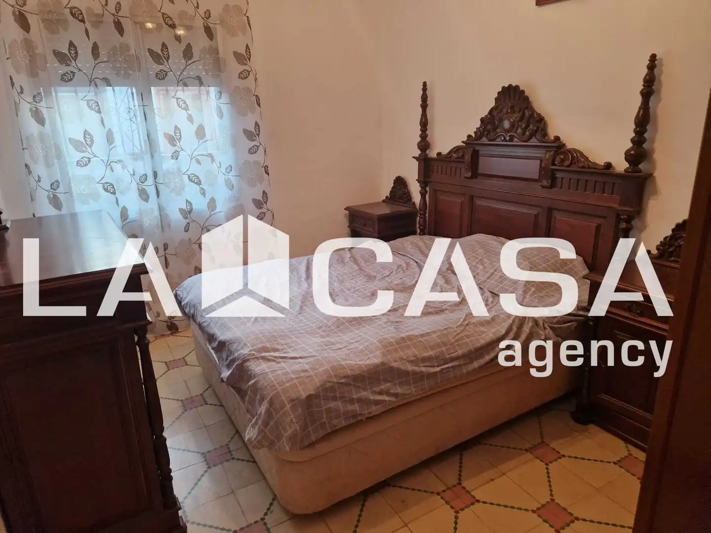 Houses for sale in Sevilla