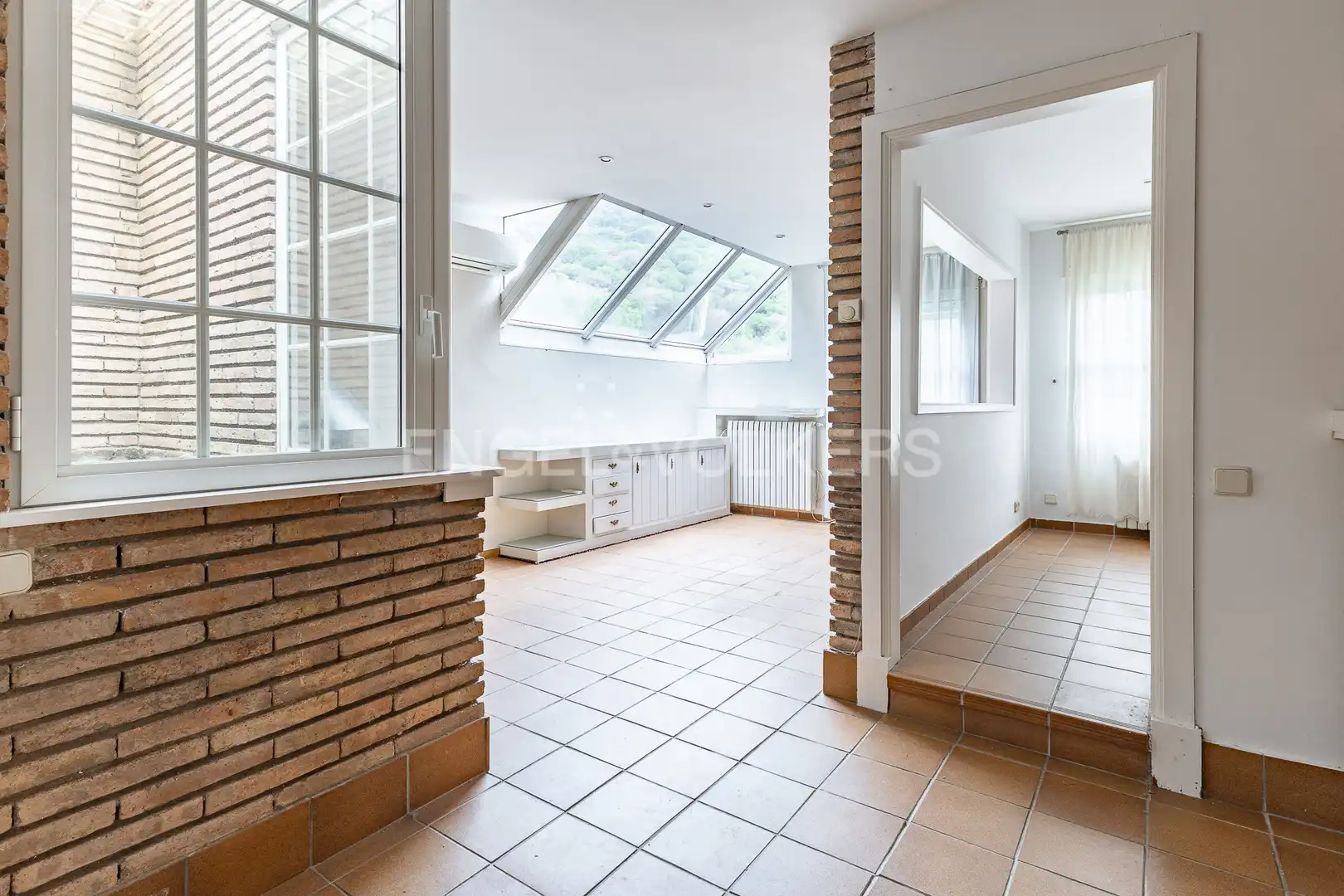 Country house zum Verkauf in Cabrera de Mar