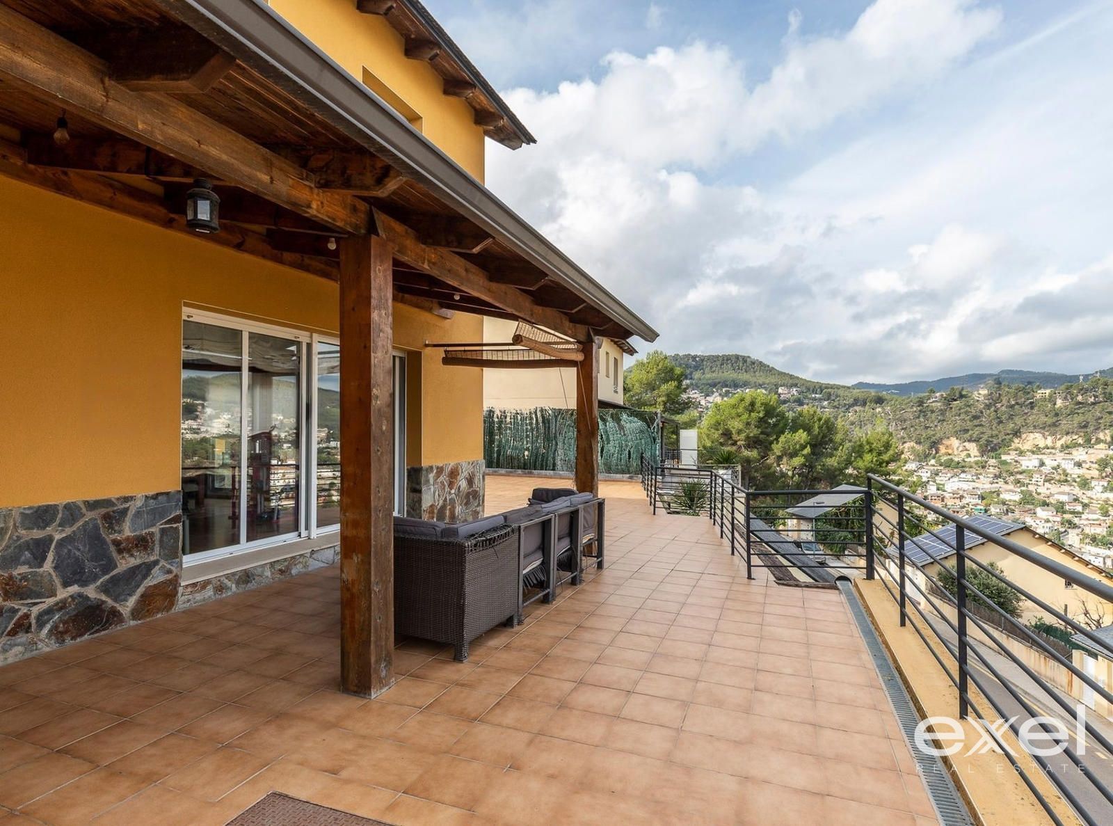 House or chalet for sale in Vallirana