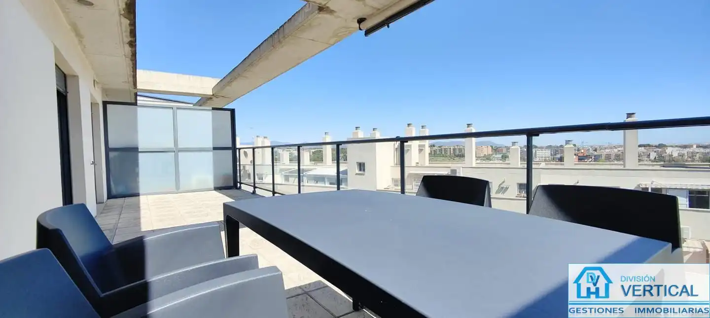 Terrassa de Pis de lloguer en Paterna amb Aire condicionat, Calefacció i Terrassa