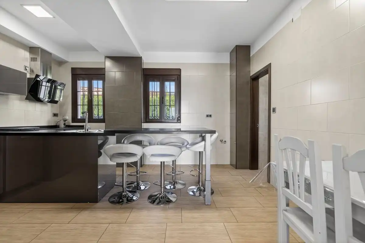 Maison avec terrasse à vendre à Carretera Lora del Rio, imagen 7