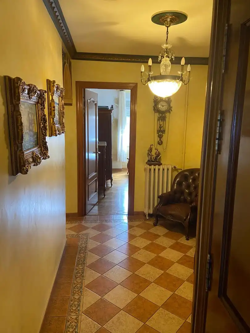 Mixt residencial en venda a Benavente, imagen 10