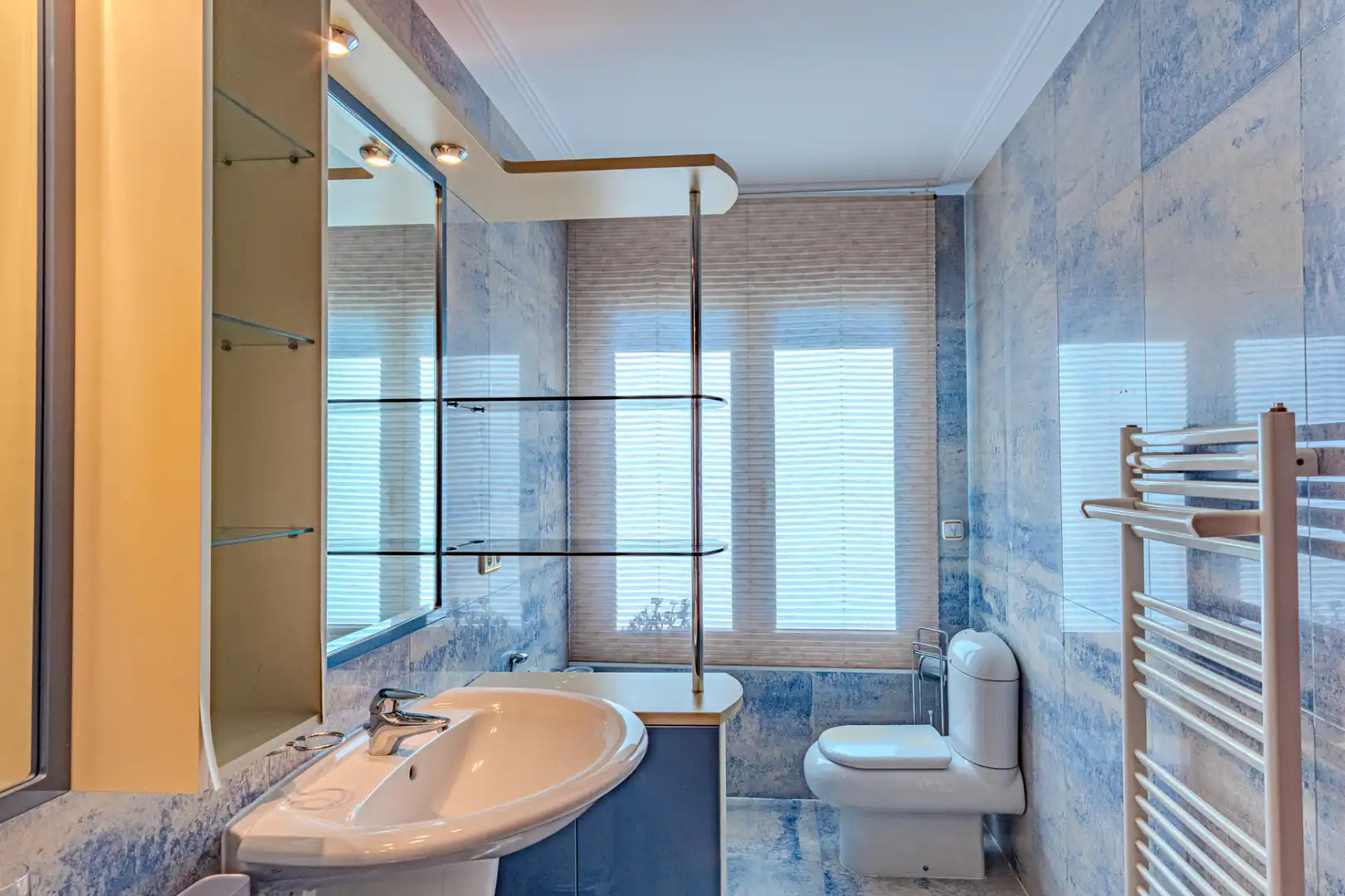 House with pool for sale in Carrer Anglaterra 196, imagen 36