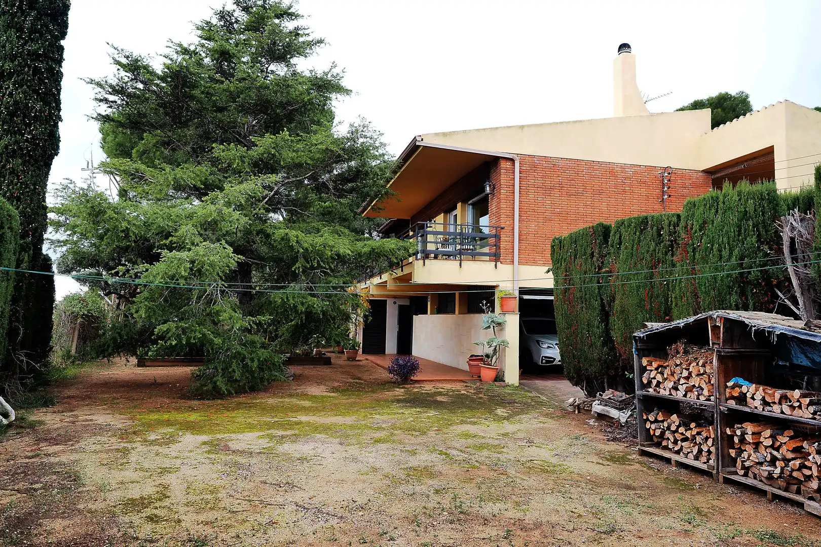 Vista exterior de Casa o xalet en venda en Canet de Mar amb Jardí privat, Terrassa i Piscina