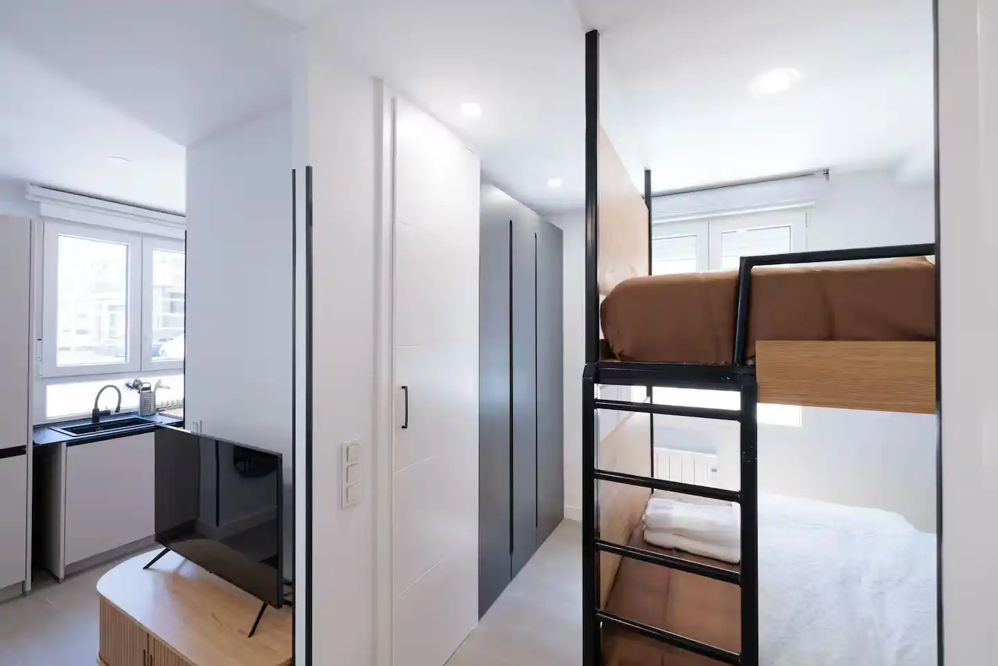 Habitación de Piso en venta en Madrid con Aire acondicionado, Amueblado y Horno