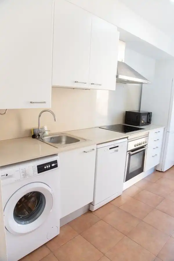 Cuina de Pis de lloguer en Valencia amb Aire condicionat, Calefacció i Terrassa