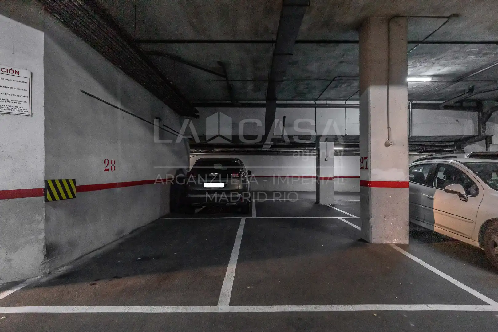 Parking of Flat for sale in Madrid  with Heating, Terrace and Balcony