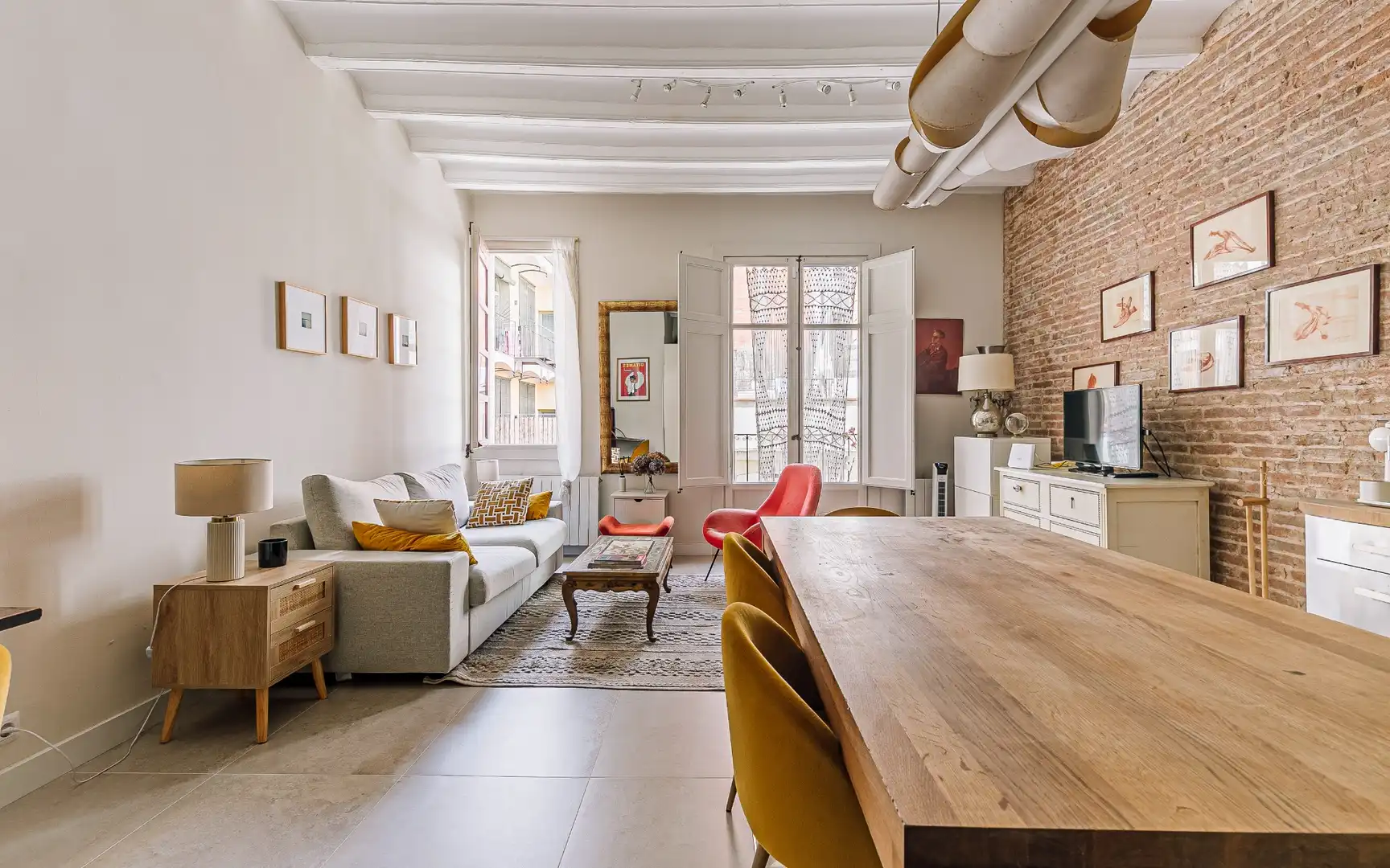 Piso con terraza en venta en Mariana Pineda, imagen 3