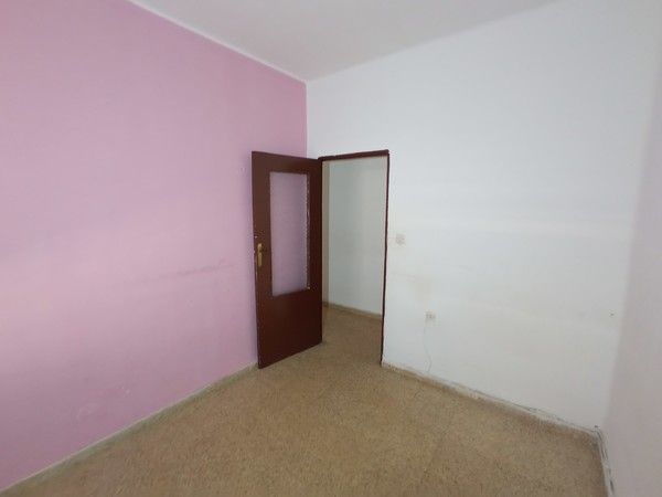 Flat for sale in Maestro Chapi, El Pilar